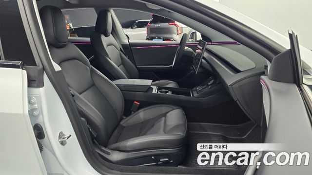 Tesla Model 3 RWD 2025 — фото 10