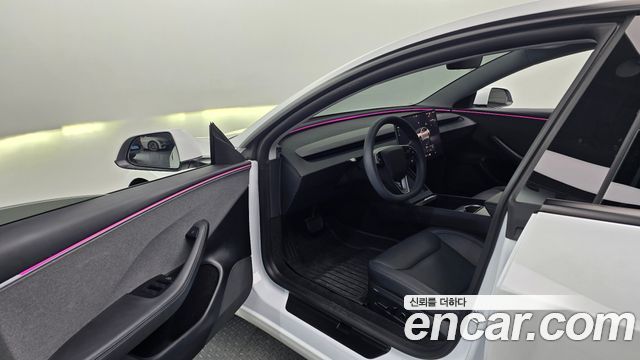Tesla Model 3 RWD 2025 — фото 15