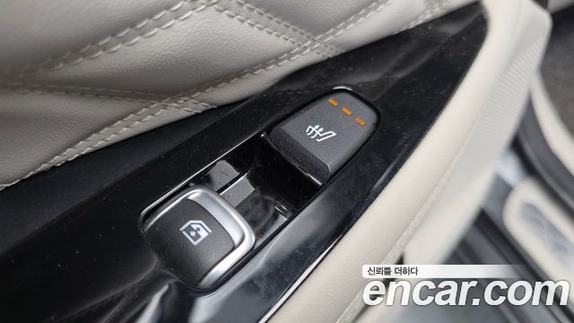 Kia K8 2.5 Gasoline 2WD Signature 2022 — фото 18