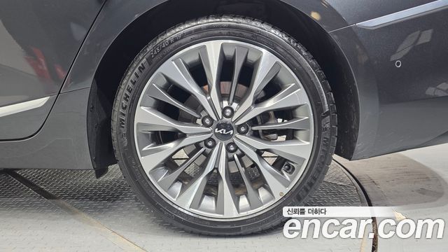 Kia K8 2.5 Gasoline 2WD Signature 2022 — фото 21