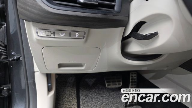 Kia K8 2.5 Gasoline 2WD Signature 2022 — фото 30