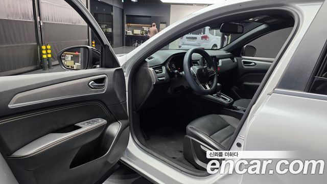 Renault Korea Arkana 1.6 E-TECH Techno 2025 — фото 10