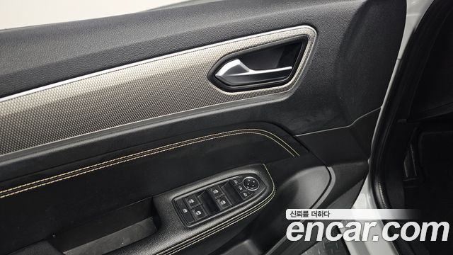 Renault Korea Arkana 1.6 E-TECH Techno 2025 — фото 29