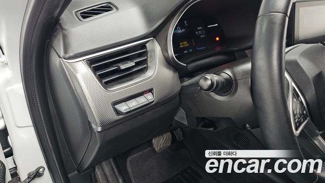 Renault Korea Arkana 1.6 E-TECH Techno 2025 — фото 30