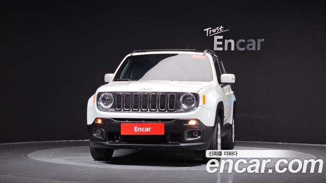 Jeep Renegade 2.4 Longitude 2018 — фото 3