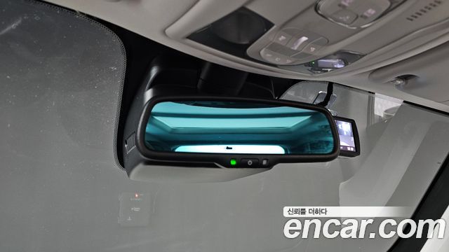 Jeep Renegade 2.4 Longitude 2018 — фото 18