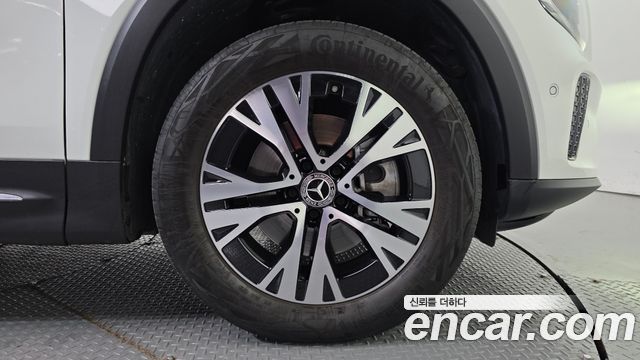 Mercedes-Benz GLB-Class (X247) GLB200 d 2024 — фото 5