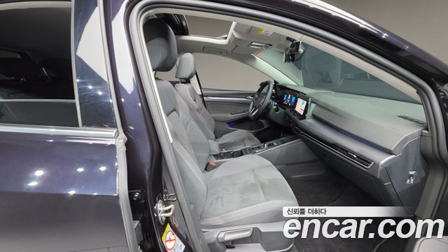Volkswagen Golf (VIII) 2.0 TDI Prestige 2022 — фото 10