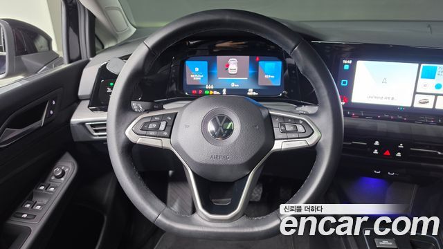 Volkswagen Golf (VIII) 2.0 TDI Prestige 2022 — фото 16
