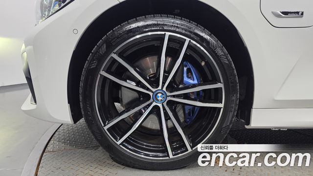 BMW 3 Series (G20) 330e M Sport 2022 — фото 5