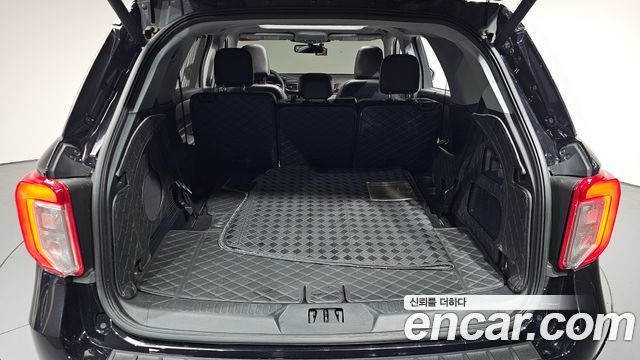 Ford Explorer (VI) 2.3 LimIted 4WD 2023 — фото 20