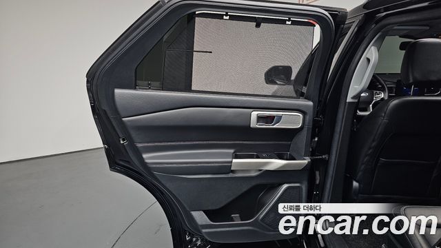Ford Explorer (VI) 2.3 LimIted 4WD 2023 — фото 25