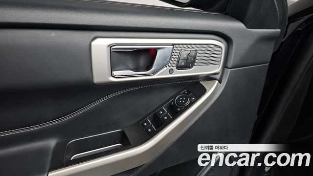 Ford Explorer (VI) 2.3 LimIted 4WD 2023 — фото 35