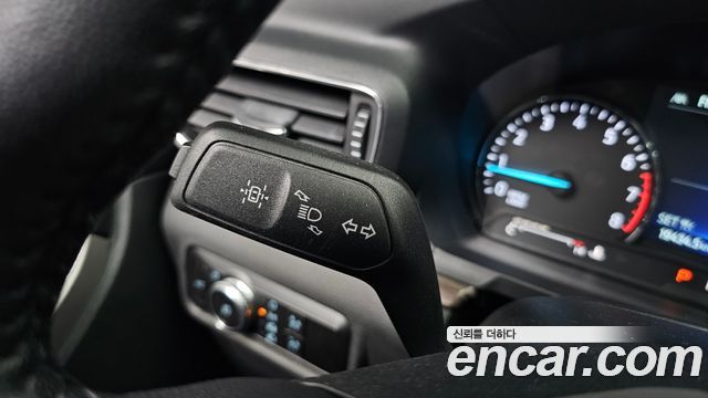 Ford Explorer (VI) 2.3 LimIted 4WD 2023 — фото 36