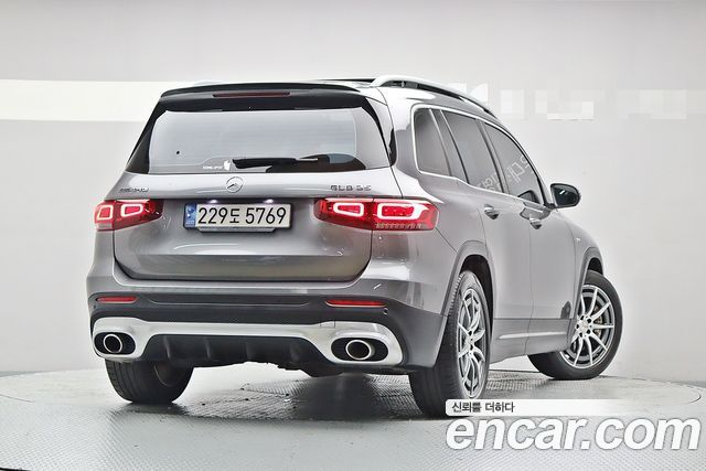 Mercedes-Benz GLB-Class (X247) AMG GLB35 4MATIC 2023 — фото 2