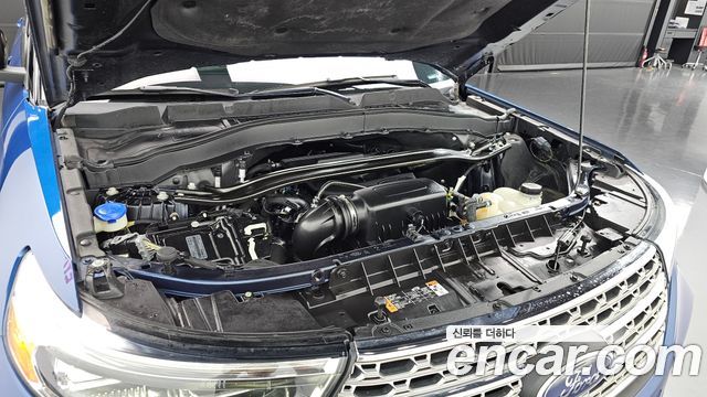 Ford Explorer (VI) 2.3 LimIted 4WD 2020 — фото 6