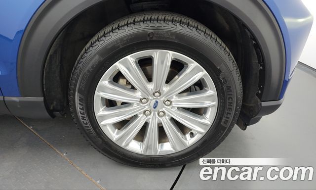 Ford Explorer (VI) 2.3 LimIted 4WD 2020 — фото 21