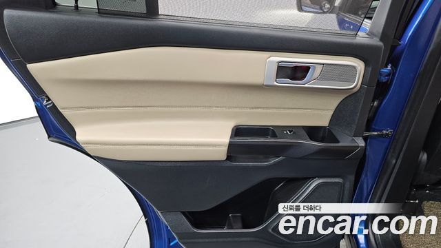 Ford Explorer (VI) 2.3 LimIted 4WD 2020 — фото 25