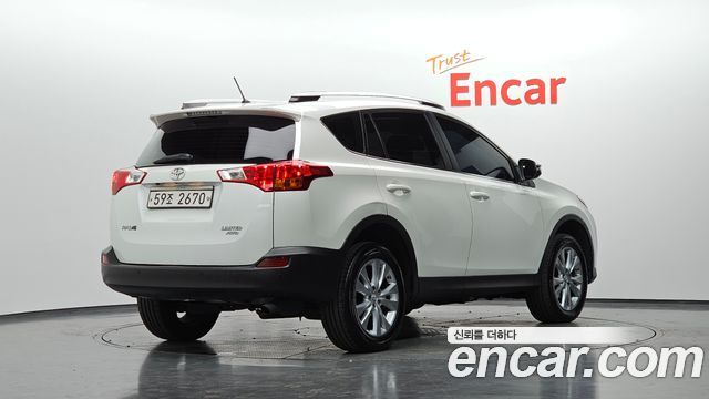 Toyota RAV4 2.5 4WD 4th 2014 — фото 2