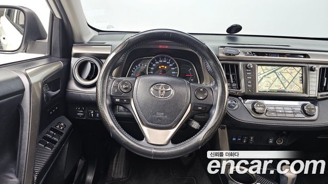 Toyota RAV4 2.5 4WD 4th 2014 — фото 13