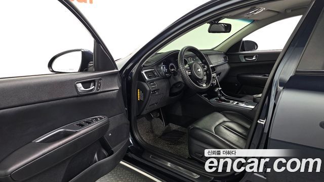 Kia K5 (II) 2.0 Turbo SX Noblesse special 2016 — фото 10