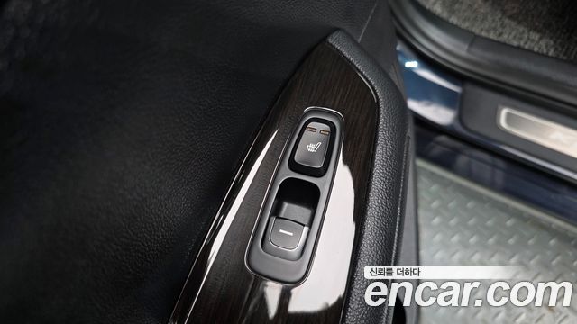 Kia K5 (II) 2.0 Turbo SX Noblesse special 2016 — фото 19