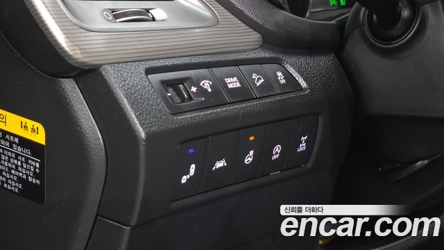Hyundai Maxcruise Diesel 2.2 4WD Exclusive Special 2016 — фото 15