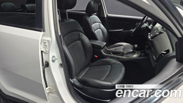 Kia Sportage R Diesel 2WD Trendy 2014 — фото 26