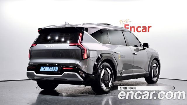 Kia EV9 Long Range 2WD Earth 2024 — фото 2