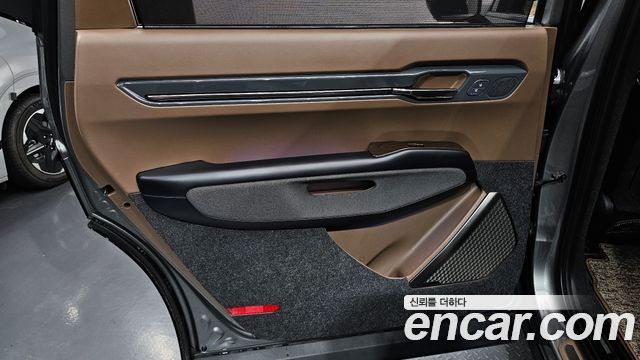 Kia EV9 Long Range 2WD Earth 2024 — фото 25