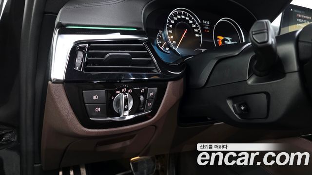 BMW 5 Series (G30) 520d M Sport Package Plus 2018 — фото 20