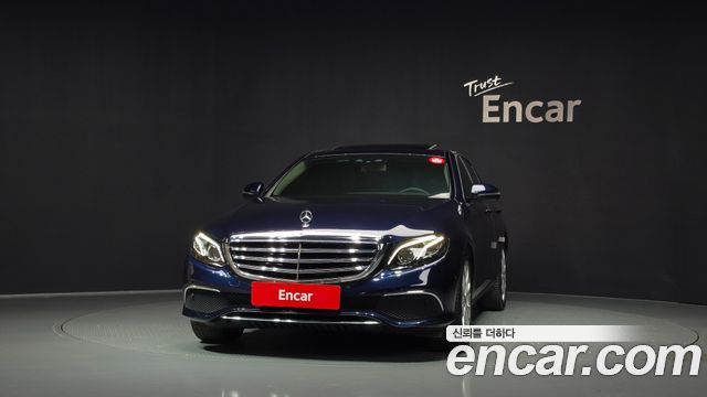 Mercedes-Benz E-Class (W213) E220d 4MATIC Exclusive 2018 — фото 3