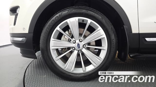 Ford Explorer 2.3 Limited 4WD 5th 2018 — фото 5