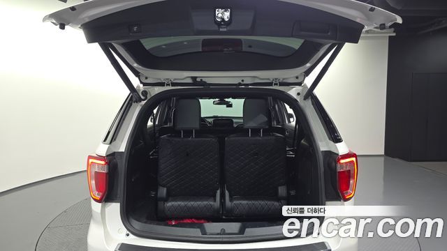 Ford Explorer 2.3 Limited 4WD 5th 2018 — фото 24