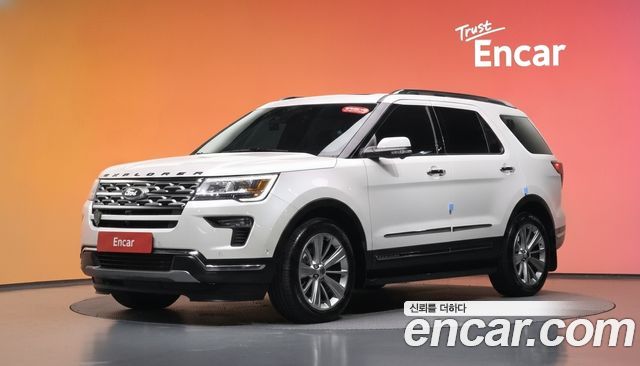Ford Explorer 2.3 Limited 4WD 5th