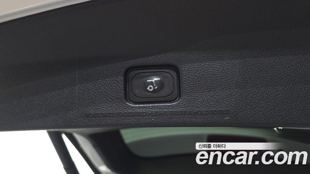 Ford Explorer 2.3 Limited 4WD 5th 2018 — фото 38