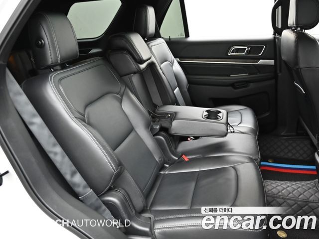 Ford Explorer 3.5 Limited 4WD 5th 2017 — фото 16