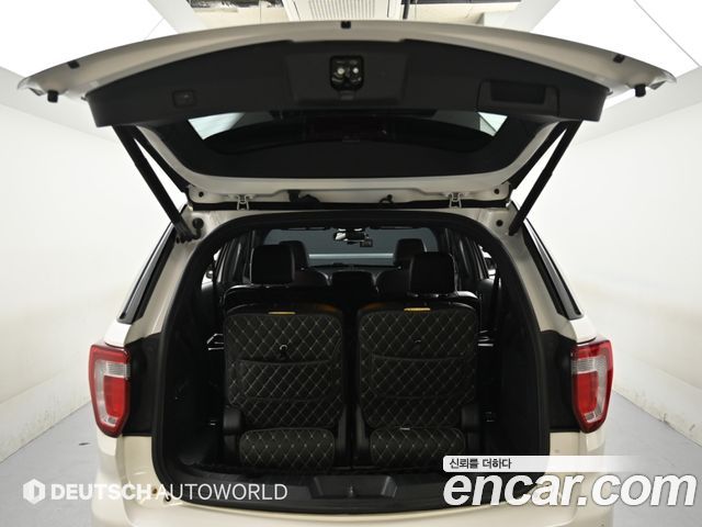 Ford Explorer 3.5 Limited 4WD 5th 2017 — фото 23
