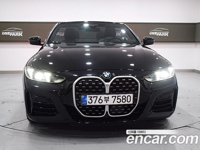 BMW 4 Series (G22) 420i M Sport Convertible 2025 — фото 2