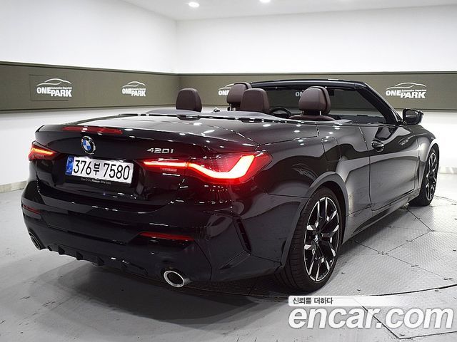 BMW 4 Series (G22) 420i M Sport Convertible 2025 — фото 3