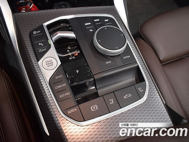BMW 4 Series (G22) 420i M Sport Convertible 2025 — фото 18