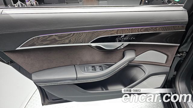 Audi A8 (D5) 55 TFSI Quattro Premium LWB 2023 — фото 25