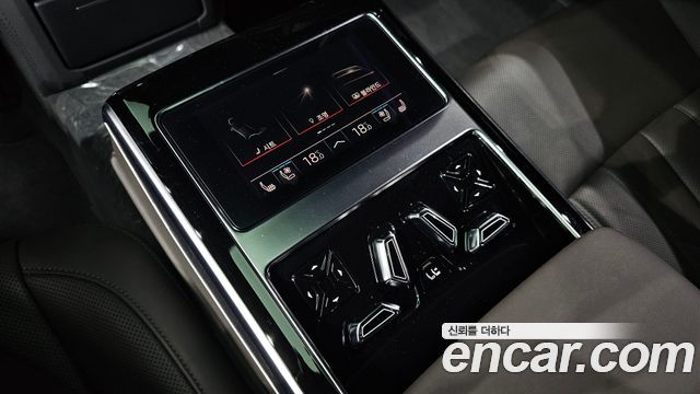 Audi A8 (D5) 55 TFSI Quattro Premium LWB 2023 — фото 36