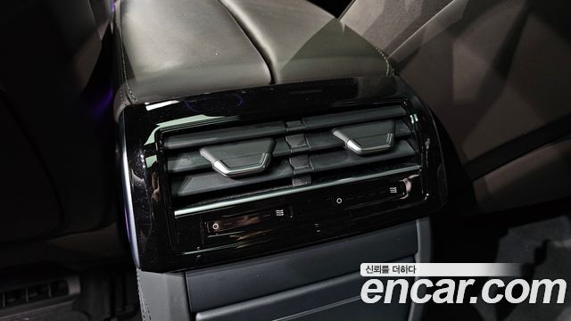 Audi A8 (D5) 55 TFSI Quattro Premium LWB 2023 — фото 37