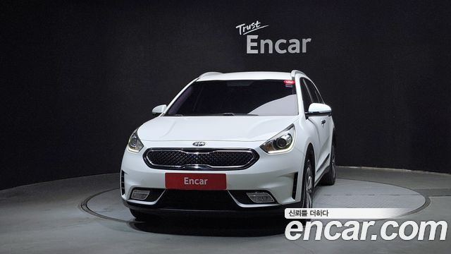 Kia Niro Prestige 2018 — фото 3