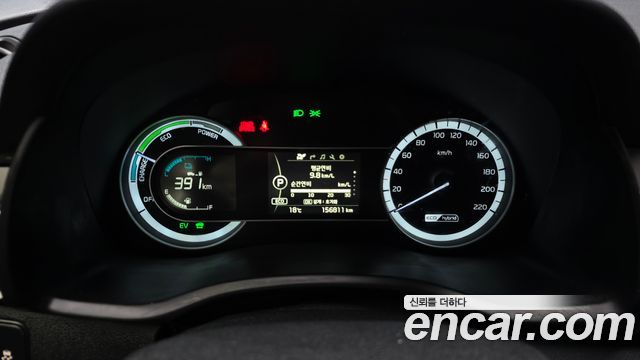 Kia Niro Prestige 2018 — фото 8