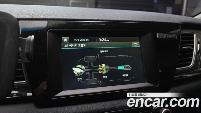 Kia Niro Prestige 2018 — фото 16
