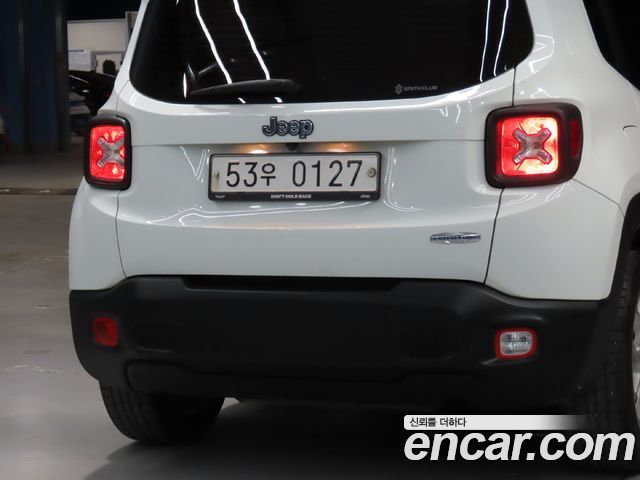 Jeep Renegade 2.4 Longitude 2016 — фото 23