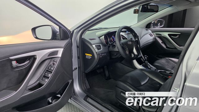 Hyundai Avante 1.6 VGT Modern Standard 2014 — фото 10