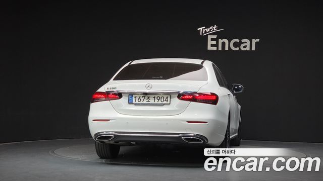 Mercedes-Benz E-Class (W213) E250 Avantgarde 2021 — фото 4